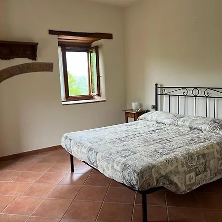 La Selva Di Frena Farm stay *